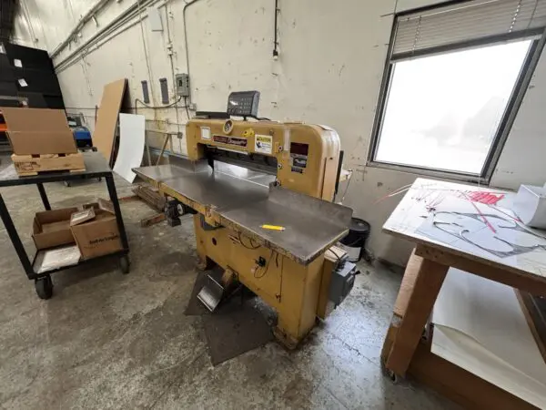 Challenge MB 305 Paper Cutter - Image 2