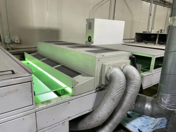 2004 Trademark Mountain Industry Taiwan Model HUV-B UV Coater 40" - Image 3